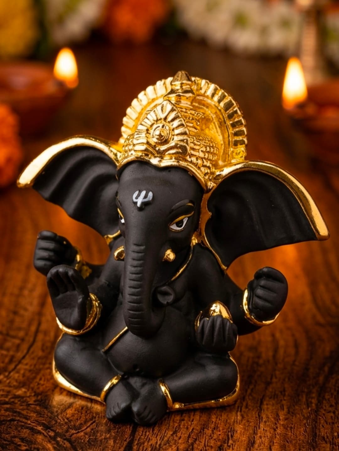 Black & Gold Lord Ganesha Idol